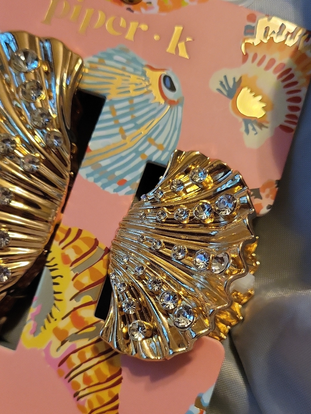 Piper K SHELL GEM DETAILED Gold Rhinestone Hair Clips BRAND NEW Li Rt LP - Picture 2 of 3